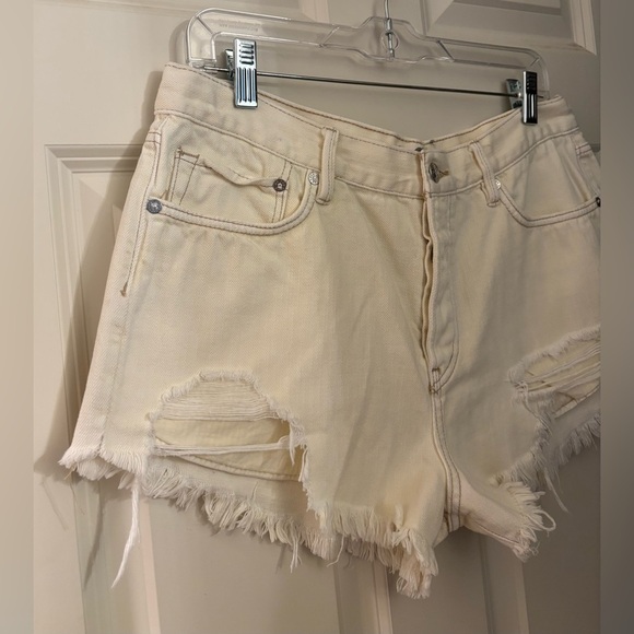 We The Free Distressed Denim Cutoff Shorts, Off White/Ivory, Size 31 - Picture 2 of 9
